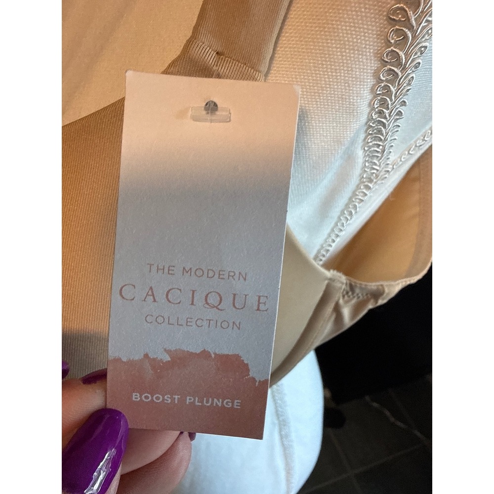 Cacique Modern Collection Boost Plunge Bra Tan Nude 42D Underwire 5513 NEW - Picture 3 of 4